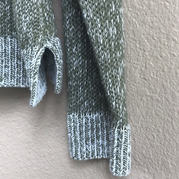 Eileen Fisher organic green and white crew neck sweater. - Picture 6 of 7